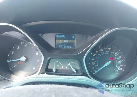 2012 Ford Focus Se z USA, uszkodzony, nr VIN 1FAHP3K2XCL219362